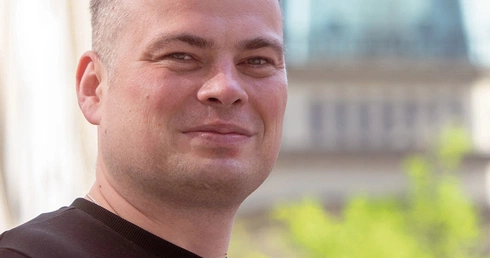 Grzegorz Miecznikowski – świecki ewangelizator związany ze wspólnotami charyzmatycznymi.