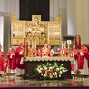 Uroczystej Eucharystii w bazylice Mariackiej przewodniczył metropolita gdański.