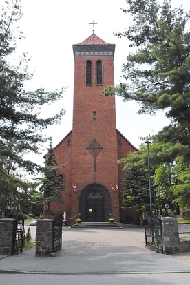 Kościół wybudowano w latach  1929–1935.