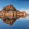 Opactwo Mont-Saint-Michel reaktywowano w 1966 roku, a niemal pół wieku temu trafiło na światową listę UNESCO.