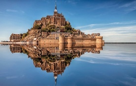 Opactwo Mont-Saint-Michel reaktywowano w 1966 roku, a niemal pół wieku temu trafiło na światową listę UNESCO.