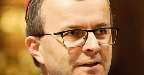 Biskup kaliski Damian Bryl był przewodniczącym zespołu przy Komisji Duchowieństwa KEP do przygotowania nowych zasad formacji kapłańskiej, a obecnie stoi na czele zespołu do ich wprowadzenia.