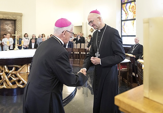 ▲	Arcybiskup Galbas pochodzi z Bytomia, ma 55 lat.