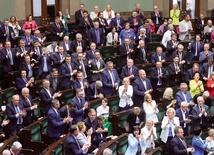 Sejm 26 maja odrzucił sprzeciw Senatu i ustawa o powołaniu komisji trafiła do Prezydenta RP.