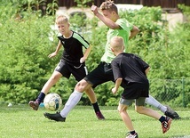 	W ramach jubileuszu odbył się turniej piłkarski sołectw.