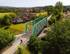 Dawniej wiadukt kolejowy, dziś Zielony Most dla cyklistów.