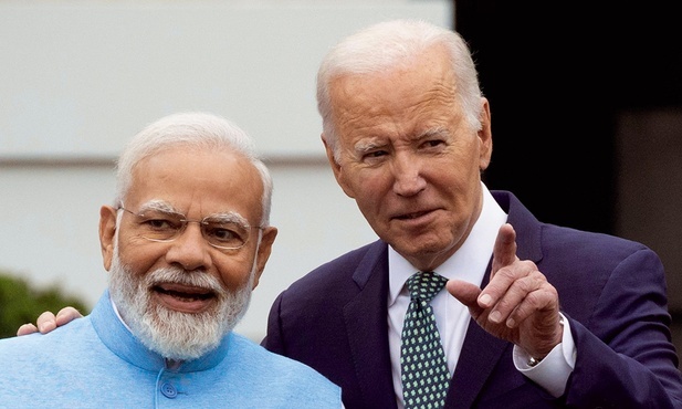 Premier Indii Narendra Modi i prezydent USA Joe Biden.