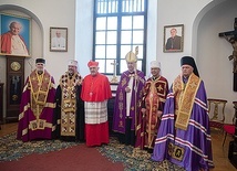 – Winniśmy ciągle sobie nawzajem powtarzać: wybaczam i proszę o wybaczenie – mówił w archikatedrze warszawskiej abp Światosław Szewczuk.