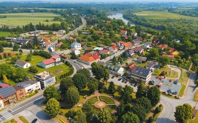 Miasto ma świetną lokalizację: tu Dunajec wpada do Wisły.