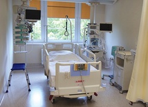 Nowocześnie wyposażona sala dla pacjentów.