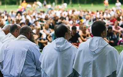 ▲	Rok 2015 w Poczesnej, gdzie tradycyjnie świętowana jest uroczystość św. Dominika.