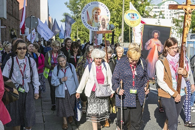 Przed sobą mają 40 km najpiękniejszej drogi w życiu.