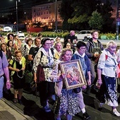 Poświęcony w tym roku obraz Świętej Rodziny będzie towarzyszył pątnikom w kolejnych latach.