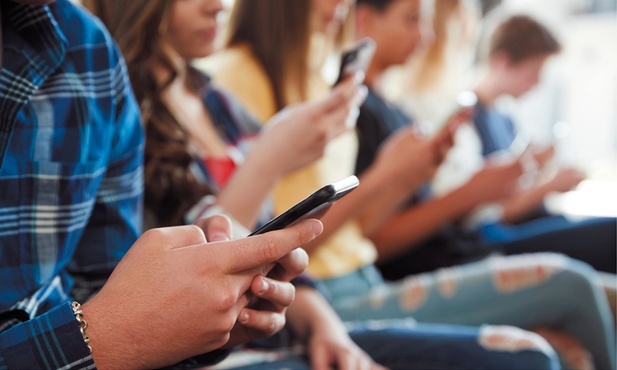 Jak social media zmieniają mózgi nastolatków