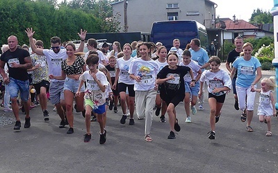 W Integracyjnym Biegu Pamięci Ani biorą udział wszystkie pokolenia.