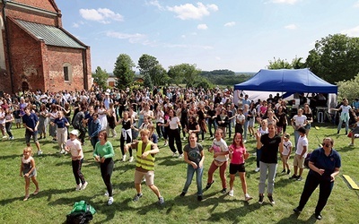  Przyjechali z opiekunami z różnych parafii.