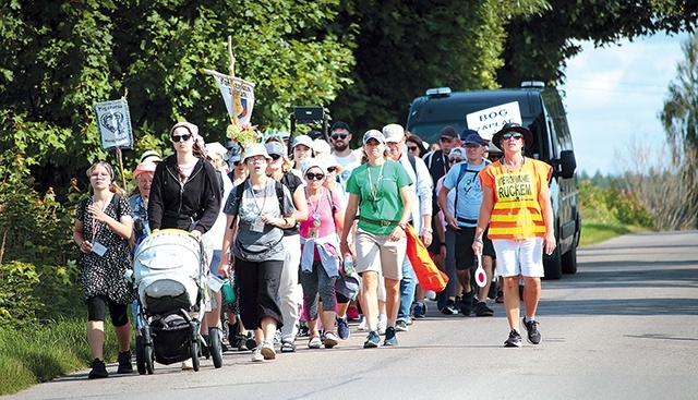 Pielgrzymowanie  to wielka przygoda.