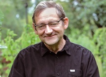 Dr Leszek Trząski  jest zastępcą dyrektora w Śląskim Ogrodzie Botanicznym w Mikołowie.