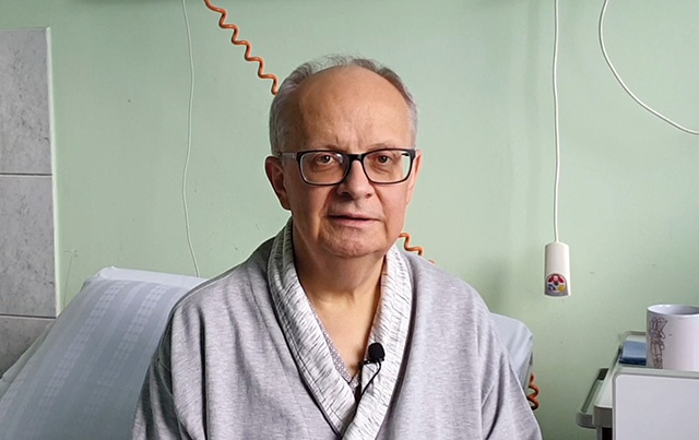	Ordynariusz przebywa w szpitalu w Warszawie.