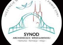 ▲	Logotyp przedstawia most do otwartych drzwi Kościoła pod skrzydłami Ducha Świętego.