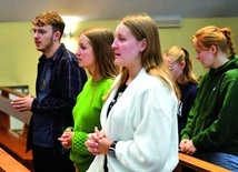 ▲	Dla oazowicza wszystko zaczyna się od liturgii.