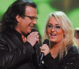 Barbara i Marek Torzewscy: Patrzymy w swoje w serca, a miłość odbija się w naszych oczach