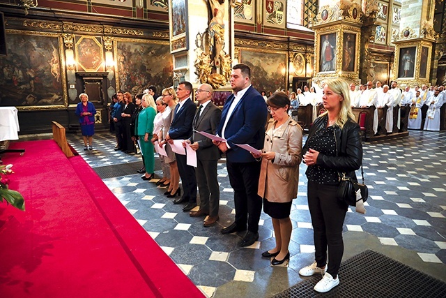 Nowi nauczyciele wyrazili gotowość nauczania prawd wiary zgodnie  z nauką Kościoła.