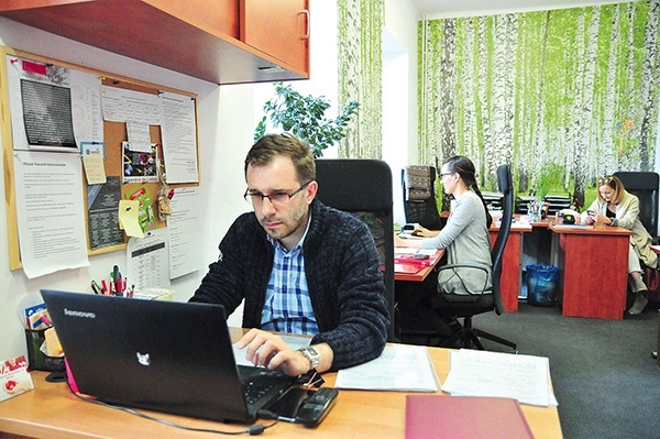 W biurze przy ul. Bernardyńskiej 5 w Lublinie odbywają się m.in. przyjęcia osób potrzebujących – w ramach pierwszego kontaktu.