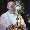 Po Eucharystii odbyła się adoracja Najświętszego Sakramentu.