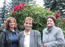 ▲	Od prawej: Maria Kopala, Stanisława Wytrwał i Jolanta Wolicka. 