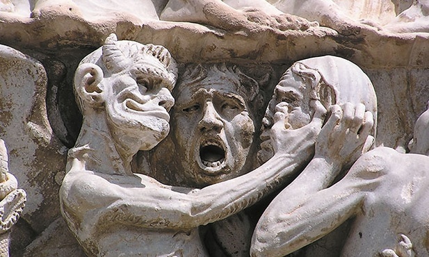 Zgorszenie w Kościele. Jesteśmy grzesznikami, ale nie musimy być hipokrytami