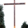 	Nowy krzyż z fragmentami upamiętniającymi pierwsze misje święte.