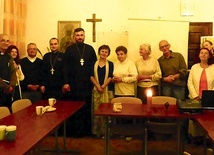 	Uczestnicy „Rozmowy ekumenicznej” z gośćmi.