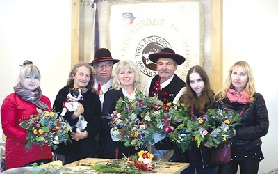 Dużym zainteresowaniem cieszyły się warsztaty florystyczne, które poprowadziła Krystyna Kowalczyk.