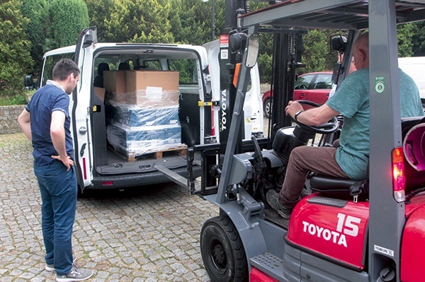 Jedna z partii pomocy, które przeszły przez organizację i trafiły w ręce potrzebujących.