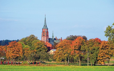 Parafia położona jest 10 km od Mińska Mazowieckiego.