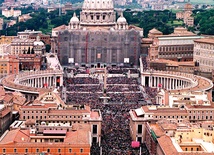 Beatyfikacja ojca Pio odbyła się 2 maja 1999 roku w Watykanie. W uroczystości uczestniczyło ok. 300 tys. ludzi.