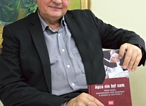 Andrzej Grajewski doktor historii, redaktor, wieloletni zastępca redaktora naczelnego „Gościa Niedzielnego”, autor licznych publikacji poświęconych Prymasowi Tysiąclecia.