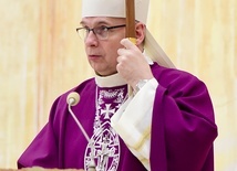 Eucharystii przewodniczył biskup pomocniczy. 