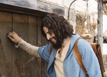 Jezus – kadr z serialu „The Chosen”.