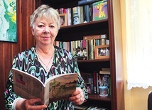 Jej utwory poetyckie można znaleźć  w kilku zbiorach.