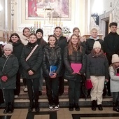 Wystąpili organista Arkadiusz Badowski i schola parafialna.