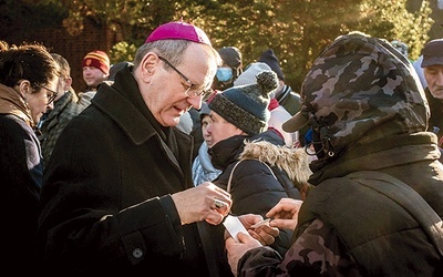 Wieczerze gromadzące najuboższych z całego Trójmiasta rozpoczynają się od składania życzeń.