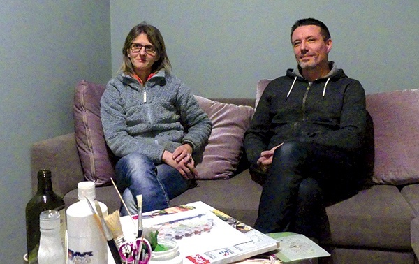 Ewelina Kowalska i Marek Koch już czekają w centrum.