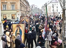 	Przemarsz zakończył się adoracją Najświętszego Sakramentu w kościele paulinów przy ul. Długiej 3.