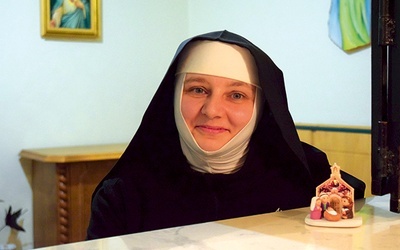 Siostra Paulina Kaczmarek wierzy w siłę tej modlitwy.
