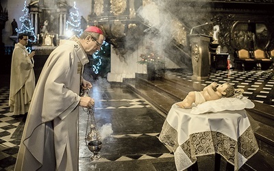 	Liturgii przewodniczył metropolita gdański. 