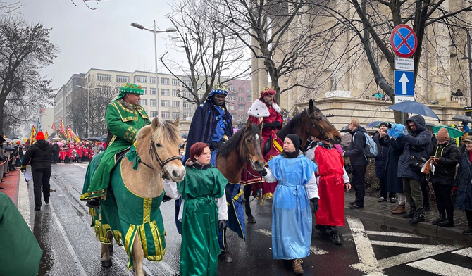 W Katowicach królowie reprezentowali trzy kontynenty: Europę, Afrykę i Azję.