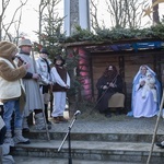 Orszak i jasełka na ulicy 