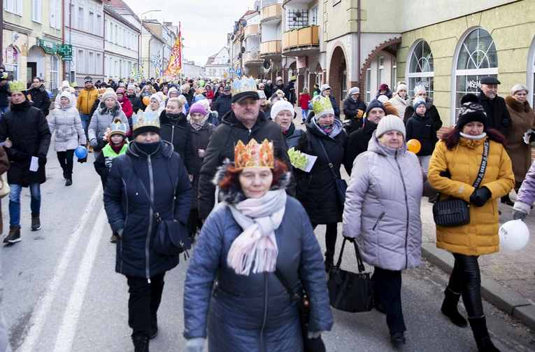 Orszak i jasełka na ulicy 